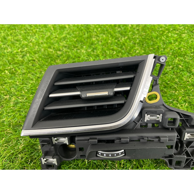 Дефлектор воздуховода (салон) AUDI Q7 4M 2017 3.0 TFSi CREC 4M1820901AN6PS