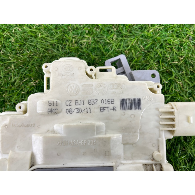 Замок двери (кузов и элементы) Volkswagen Touareg NF 2011 3.6 8J1837016B