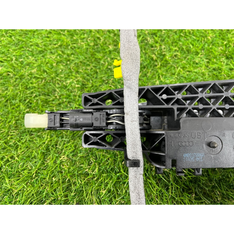 Ручка двери внешняя (кузов и элементы) AUDI Q7 4M 2017 3.0 TFSi CREC 4H0837206GRU