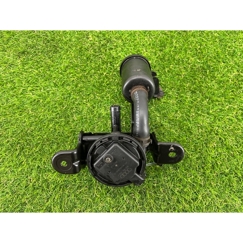 Клапан Абсорбера (топливная система) AUDI Q7 4M 2018 3.0 TFSi 4M0201997L