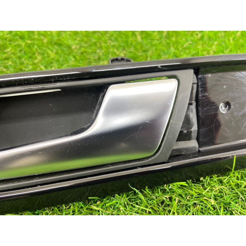 Ручка дверей внутрішня (салон) Volkswagen Touareg II NF 2013 3.0 7P6867470DOZ