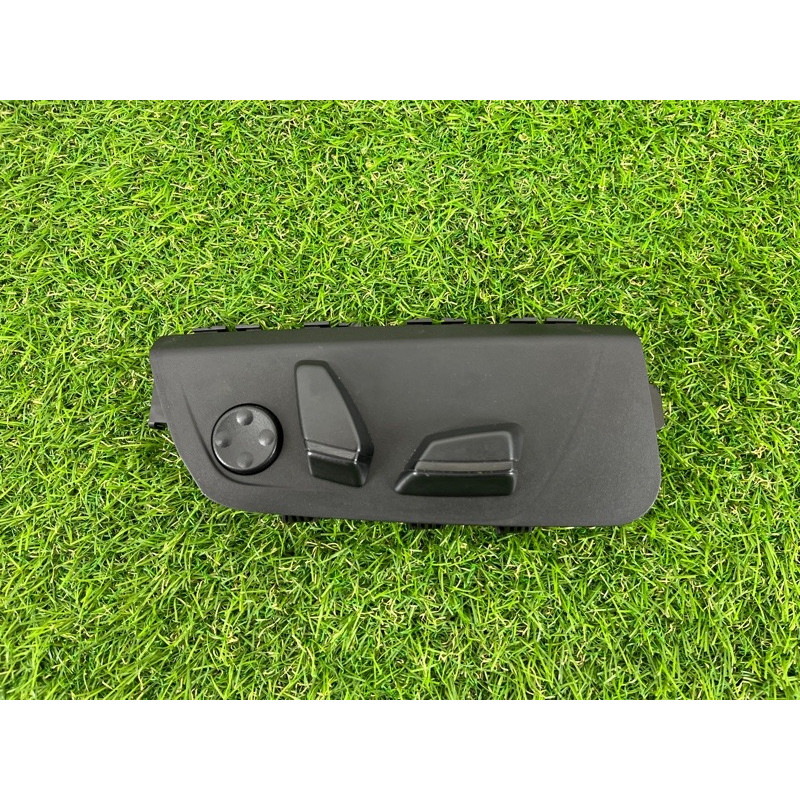 блок регулювання сидіння (закрытая категория) BMW 2-series F22 2015 2.0 61319248086