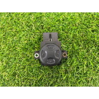 Кнопка регулювання сидіння