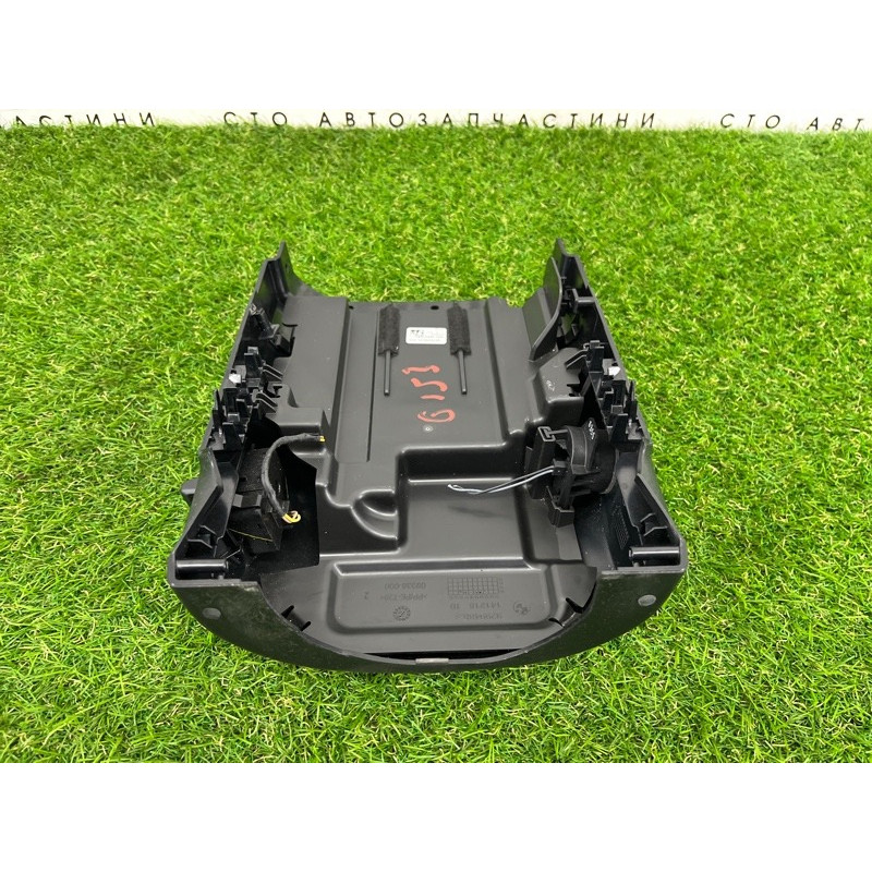Кожух рулевой колонки нижний (салон) BMW 5-series G30 2017 2.0 B46B20 51459396453