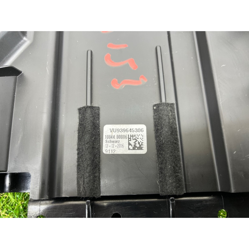 Кожух рулевой колонки нижний (салон) BMW 5-series G30 2017 2.0 B46B20 51459396453