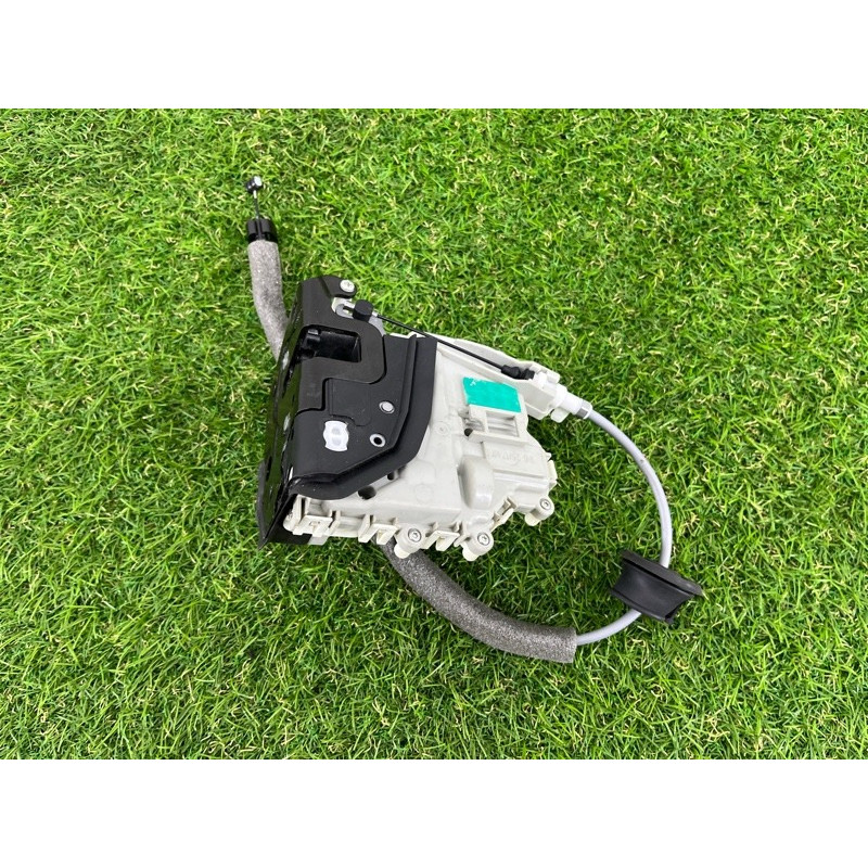 Замок двери (кузов и элементы) AUDI Q7 4M 2018 3.0 TFSi 8J1837016F