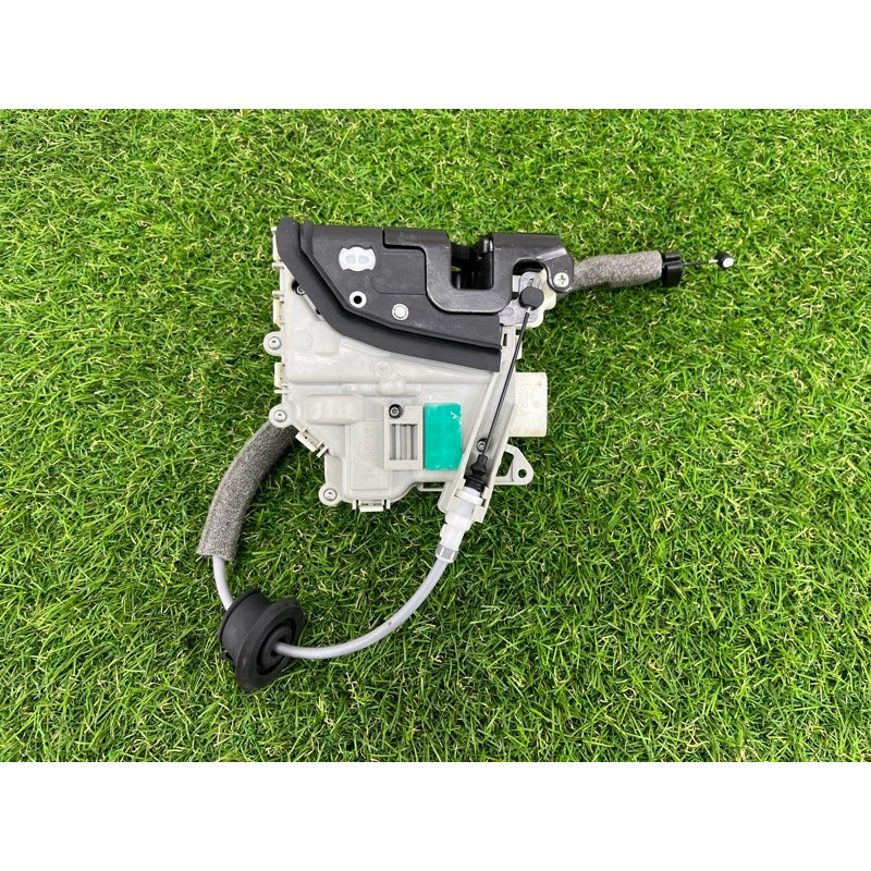 Замок двери (кузов и элементы) AUDI Q7 4M 2018 3.0 TFSi 8J1837016F