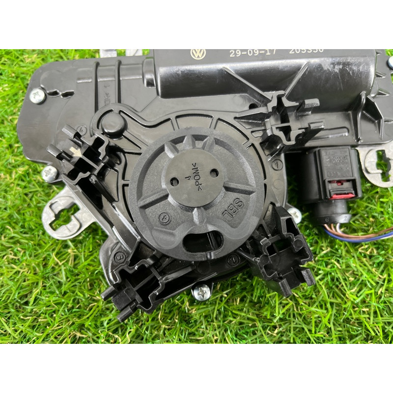 Привод замка багажника (электрика) AUDI Q7 4M 2018 3.0 TFSi 4M0827887C