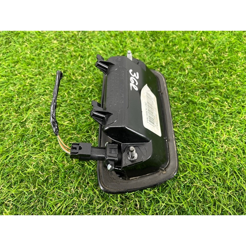 Ручка багажника (электрика / кнопки) Jeep Grand Cherokee WK2 2017 3.6 1YK38KXJAD