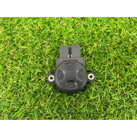 Кнопка регулировки сиденья