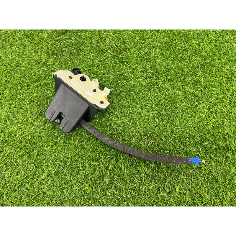 Замок багажника (кузов и элементы) AUDI Q7 4M 2018 3.0 TFSi 4M0827506D