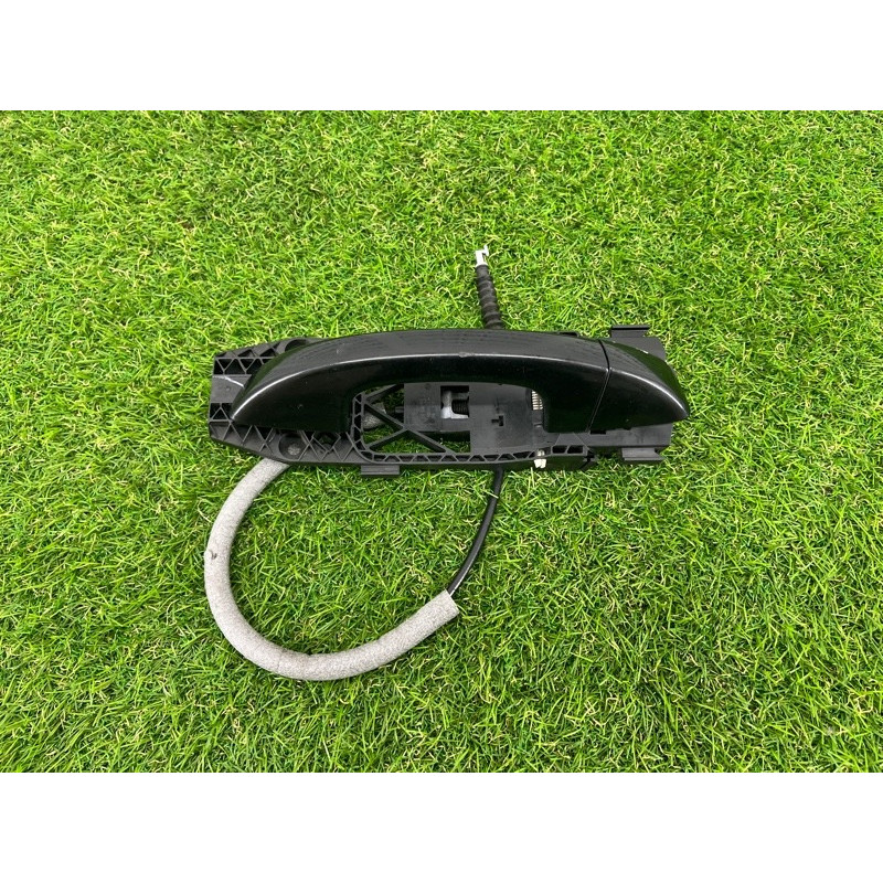Ручка двери внешняя (кузов и элементы) Volkswagen Passat B7 2016 1.8 1K8837206FGRU