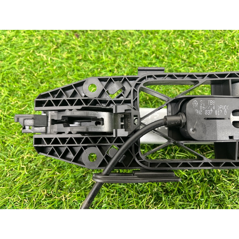 Ручка двери внешняя (кузов и элементы) AUDI A3 8V 2015 1.8 8V0837206AGRU