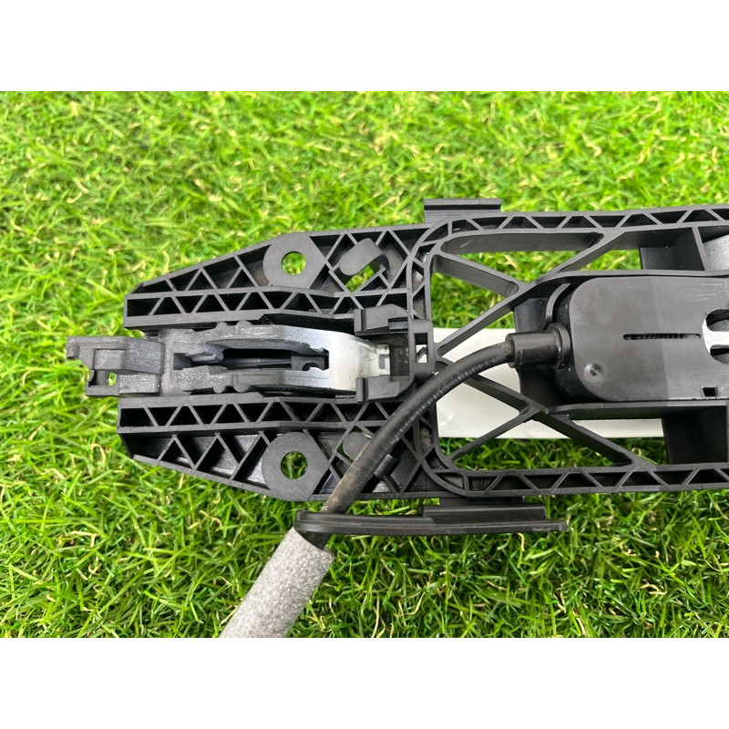 Ручка двери внешняя (кузов и элементы) AUDI A3 8V 2018 2.0 CZRA 8V0837206AGRU