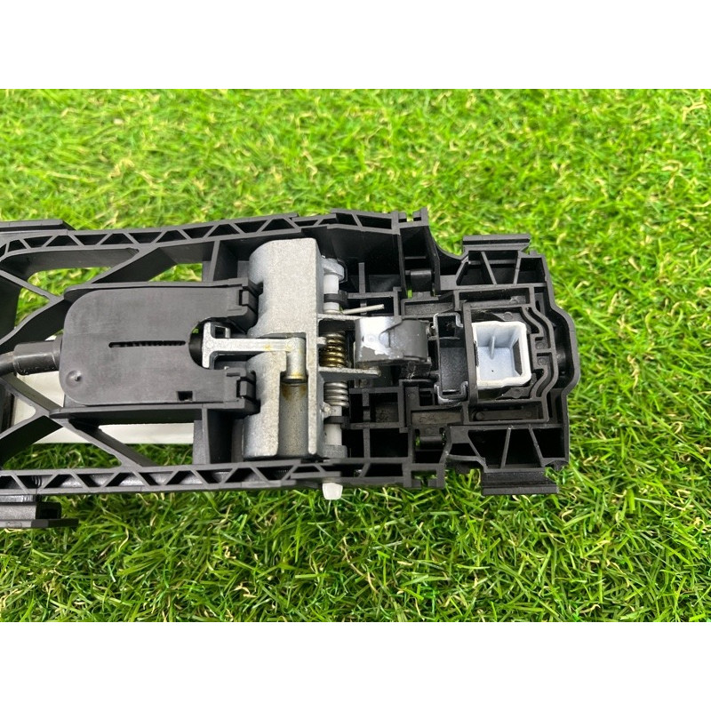 Ручка двери внешняя (кузов и элементы) AUDI A3 8V 2018 2.0 CZRA 8V0837206AGRU