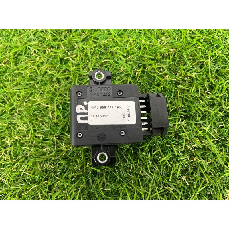 Кнопка регулировки сиденья (электрика / кнопки) AUDI Q7 4M 2017 3.0 TFSi CREC 4M09597774PK