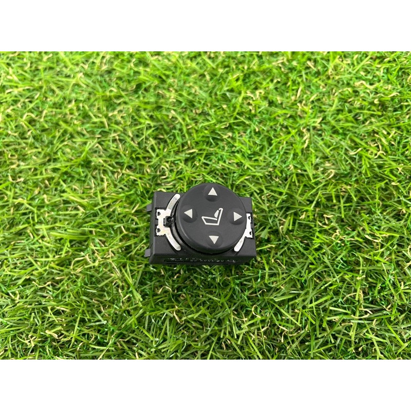 Кнопка регулировки сиденья (электрика / кнопки) BMW X5 E70 2008 4.8 N62/TU 61318352291