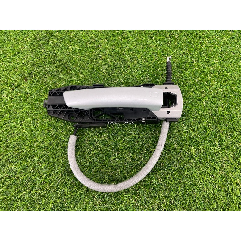 Ручка двери внешняя (кузов и элементы) AUDI A3 8V 2015 1.8 8V0837205AGRU