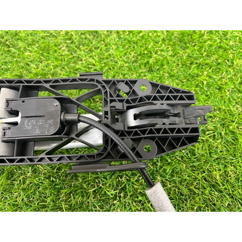 Ручка двери внешняя (кузов и элементы) AUDI A3 8V 2015 1.8 8V0837205AGRU