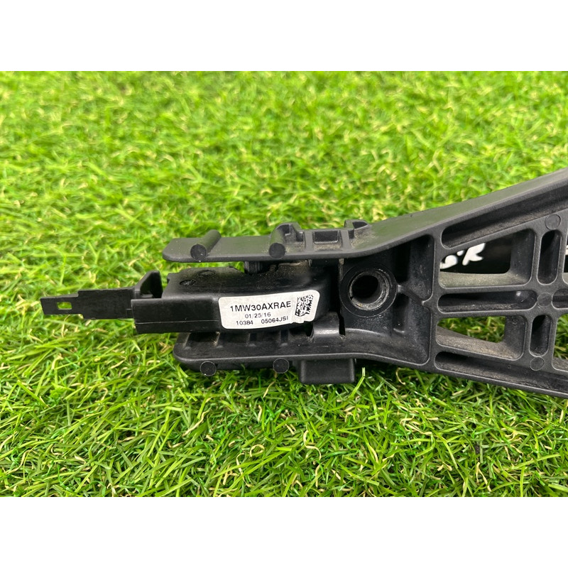 Ручка двери внешняя (кузов и элементы) Jeep Grand Cherokee WK2 2016 3.6 1MW30AXRAE