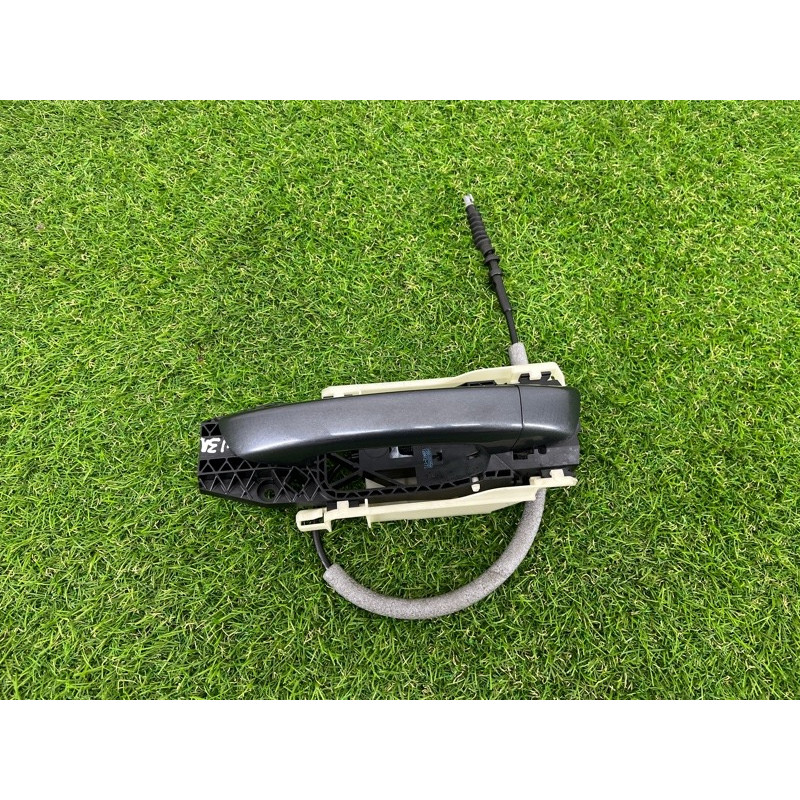 Ручка двери внешняя (кузов и элементы) Volkswagen Touareg NF 2012 3.6 7P6837205EGRU