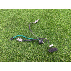 Кнопка открывания крышки багажника