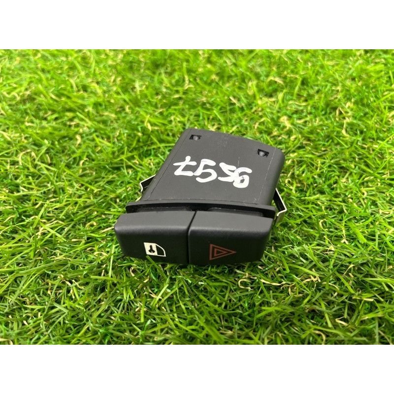 Кнопка аварийной сигнализации (электрика / кнопки) BMW X5 E70 2008 3.0 N52N 61316919506