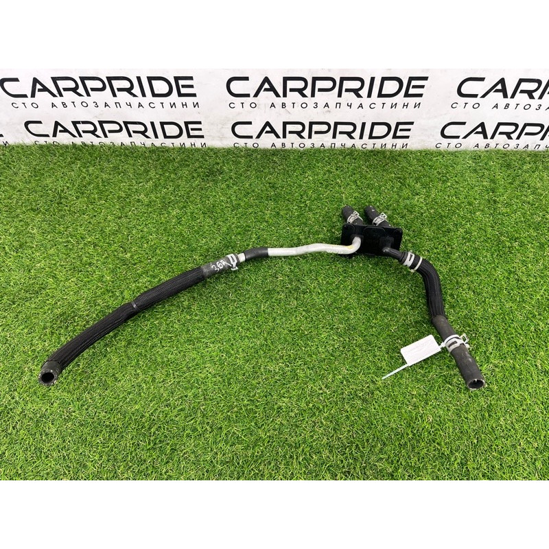 Трубка системы охлаждения (система охлаждения) Jeep Grand Cherokee WK2 2016 3.6 68251577AA