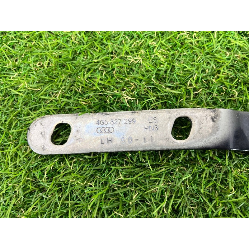 Петля багажника (кузов и элементы) AUDI A7 4G 2013 3.0 CGXB 4G8827299