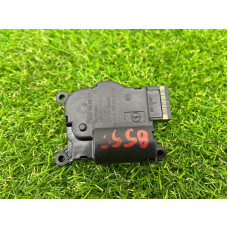 Привод заслонки отопителя