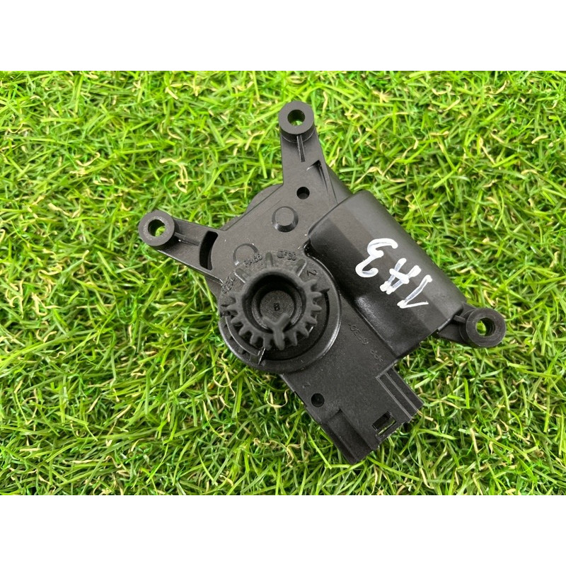 Привод заслонки отопителя (отопление и кондиционирование) AUDI A3 8V 2015 1.8 5Q0907511K