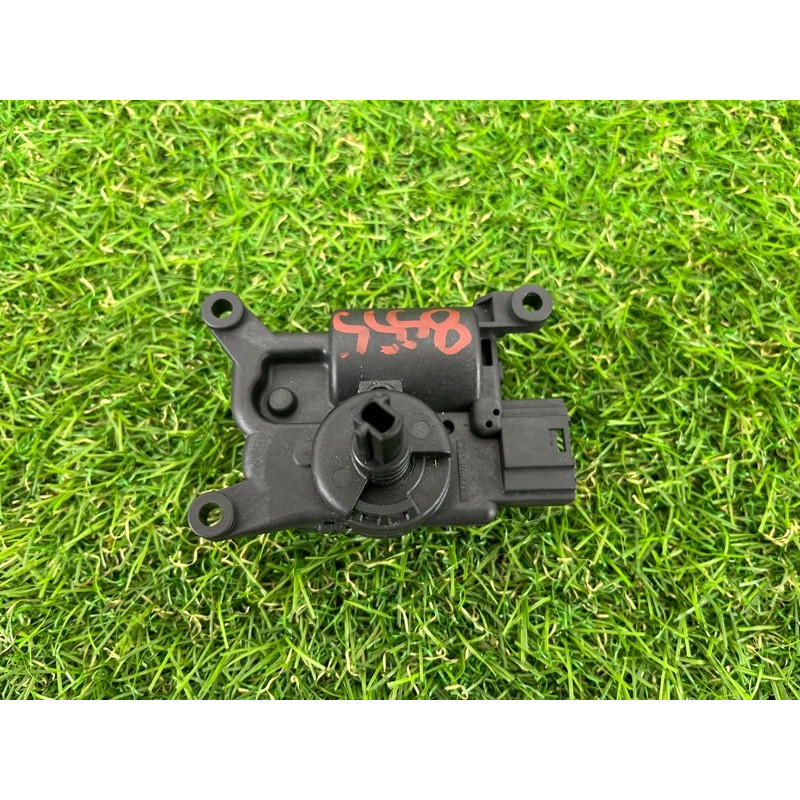 Привод заслонки отопителя (отопление и кондиционирование) AUDI A3 8V 2015 1.8 5Q0907511