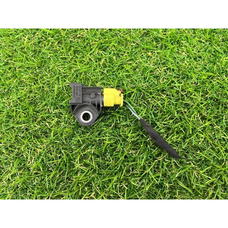 Датчик удара (электрика / датчики) Volkswagen Passat B7 2016 1.8 561959659