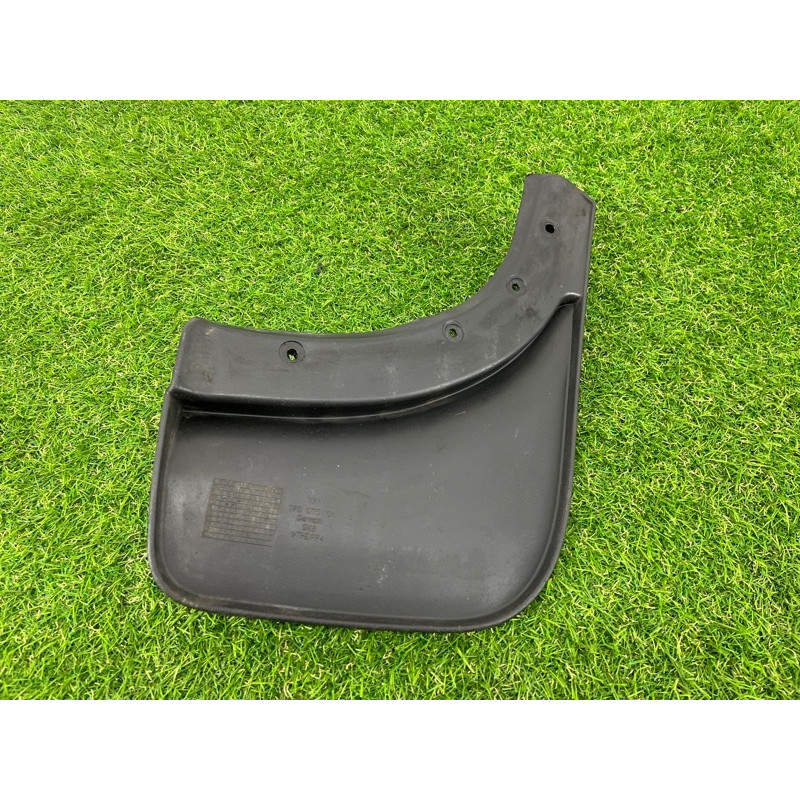 Комплект брызговиков (кузов и элементы) Volkswagen Touareg FL 2015 3.6 7P0075101