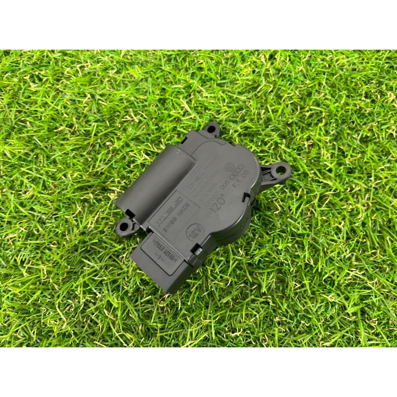 Привод заслонки отопителя (отопление и кондиционирование) AUDI Q7 4L 2014 3.0 TFSi CTWB 7L0907511AB