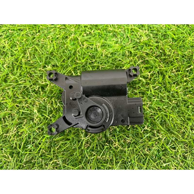 Привод заслонки отопителя (отопление и кондиционирование) AUDI Q7 4L 2007 3.6 7L0907511AG