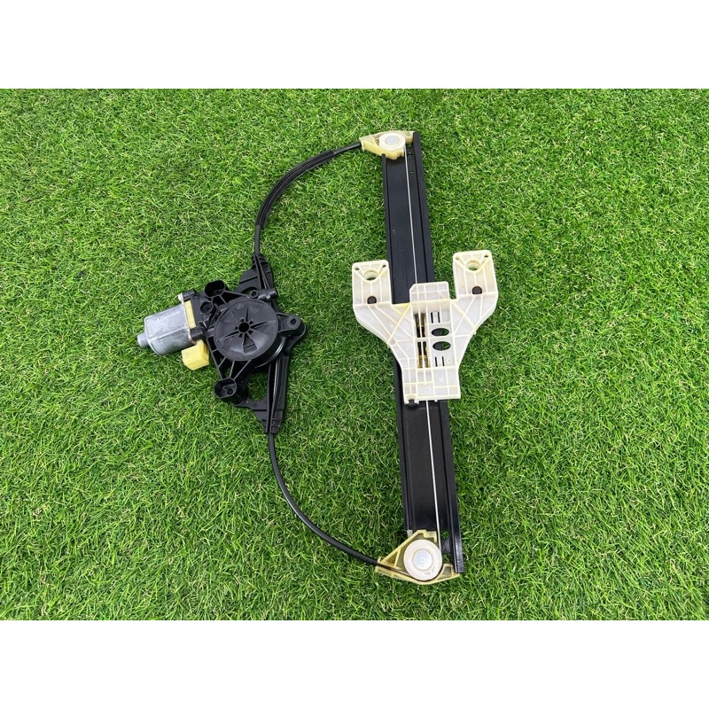 Механизм стеклоподъемника с мотором (кузов и элементы) AUDI A4 B9 2017 2.0 8W0839461