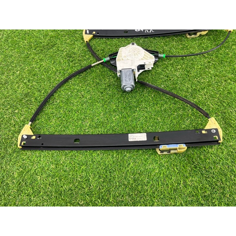 Механизм стеклоподъемника с мотором (кузов и элементы) AUDI A4 B8 2012 2.0 TFSI 8K0837461E