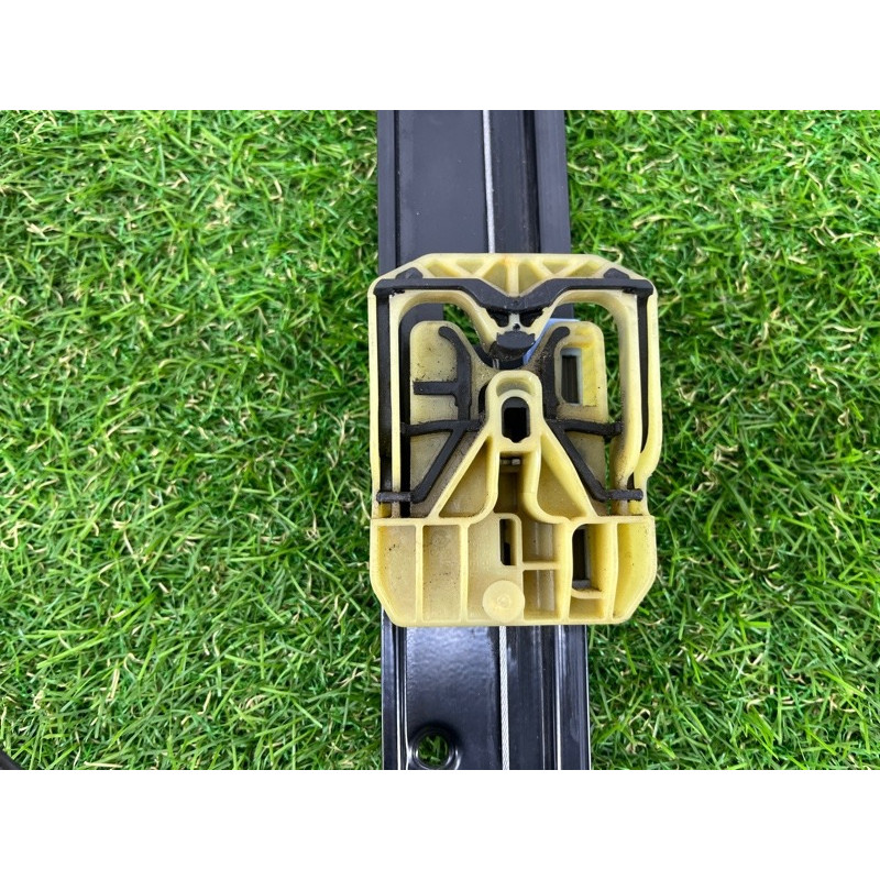 Механизм стеклоподъемника с мотором (кузов и элементы) AUDI A4 B8 2012 2.0 TFSI 8K0837461E