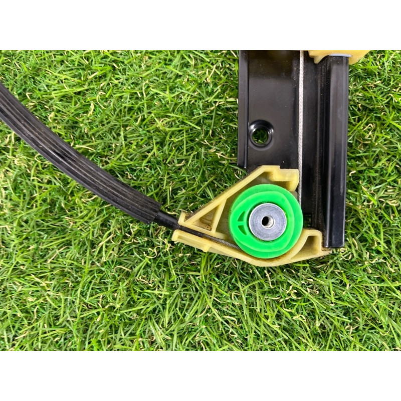 Механизм стеклоподъемника с мотором (кузов и элементы) AUDI A4 B8 2012 2.0 TFSI 8K0837461E