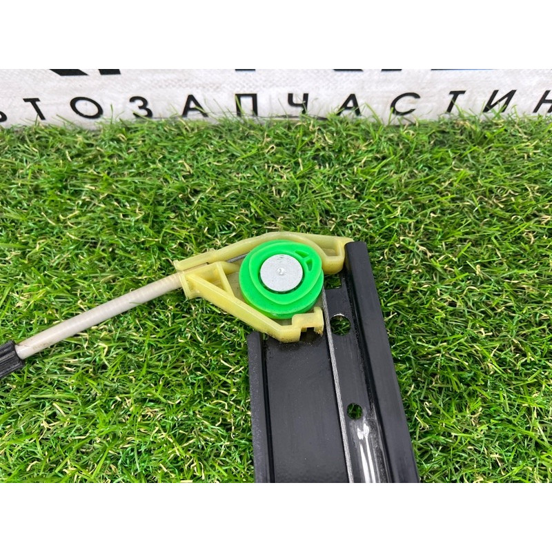 Механизм стеклоподъемника с мотором (кузов и элементы) AUDI Q5 8R 2012 3.2 CALB 8R0837461G