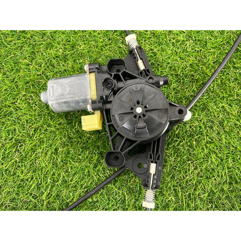 Механизм стеклоподъемника с мотором (кузов и элементы) AUDI A4 B9 2017 2.0 8W0837461