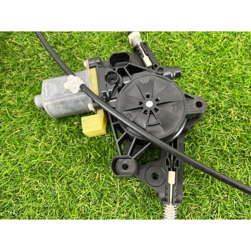 Механизм стеклоподъемника с мотором (кузов и элементы) AUDI A4 B9 2017 2.0 8W0837461