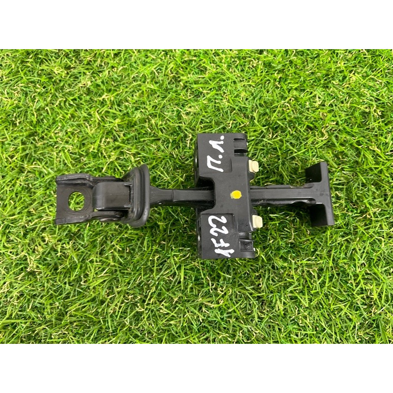 Ограничитель двери (кузов и элементы) BMW 2-series F22 2015 2.0 51217446719