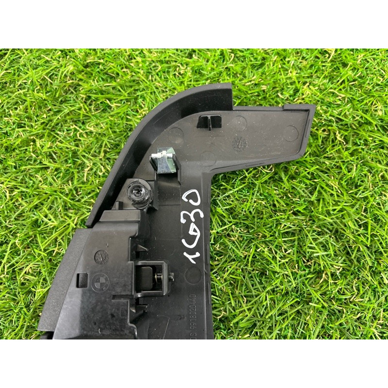 Накладка центральної консолі (салон) BMW 5-series G30 2017 2.0 B46B20 51169330865