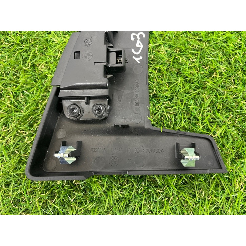 Накладка центральної консолі (салон) BMW 5-series G30 2017 2.0 B46B20 51169330865