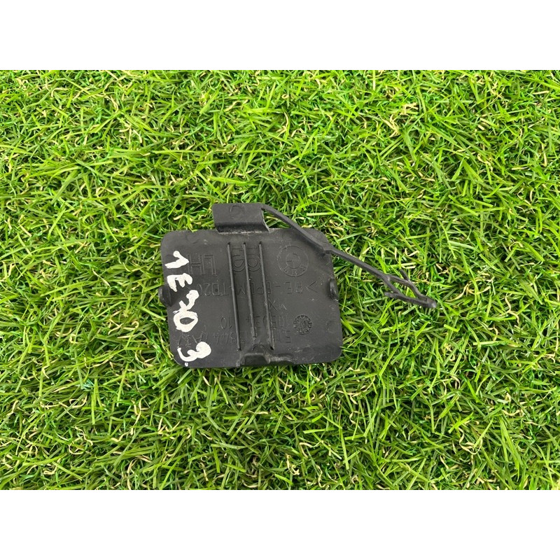 Заглушка бампера (кузов и элементы) BMW X5 E70 2008 4.8 N62/TU 51127158447