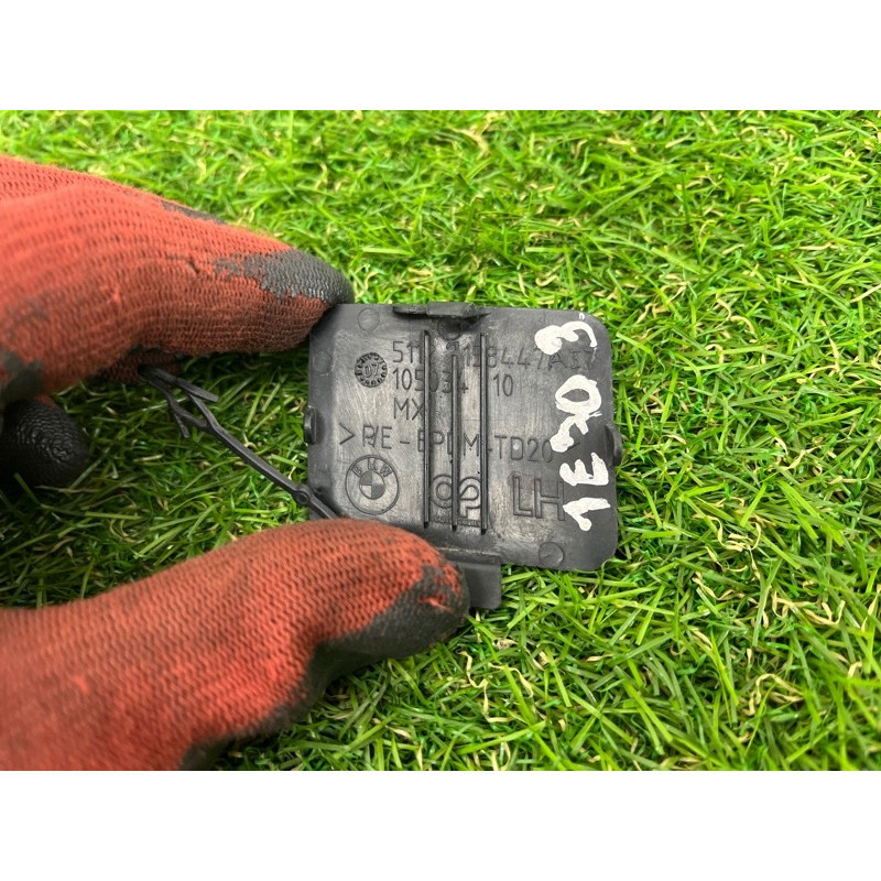 Заглушка бампера (кузов и элементы) BMW X5 E70 2008 4.8 N62/TU 51127158447