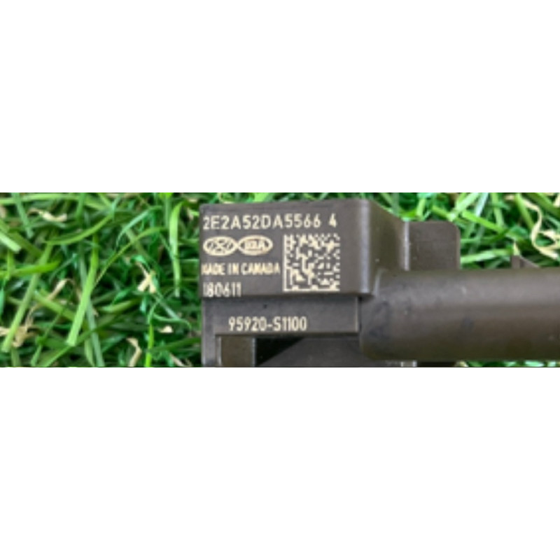 Датчик удару центральної стійки (airbag/безопасность) Hyundai Santa Fe TM 2019 2.4GDI 95920S1100