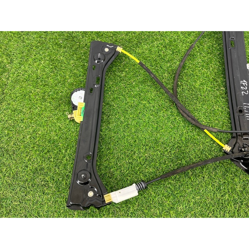 Механизм стеклоподъемника с мотором (кузов и элементы) BMW 2-series F22 2015 2.0 51337292120